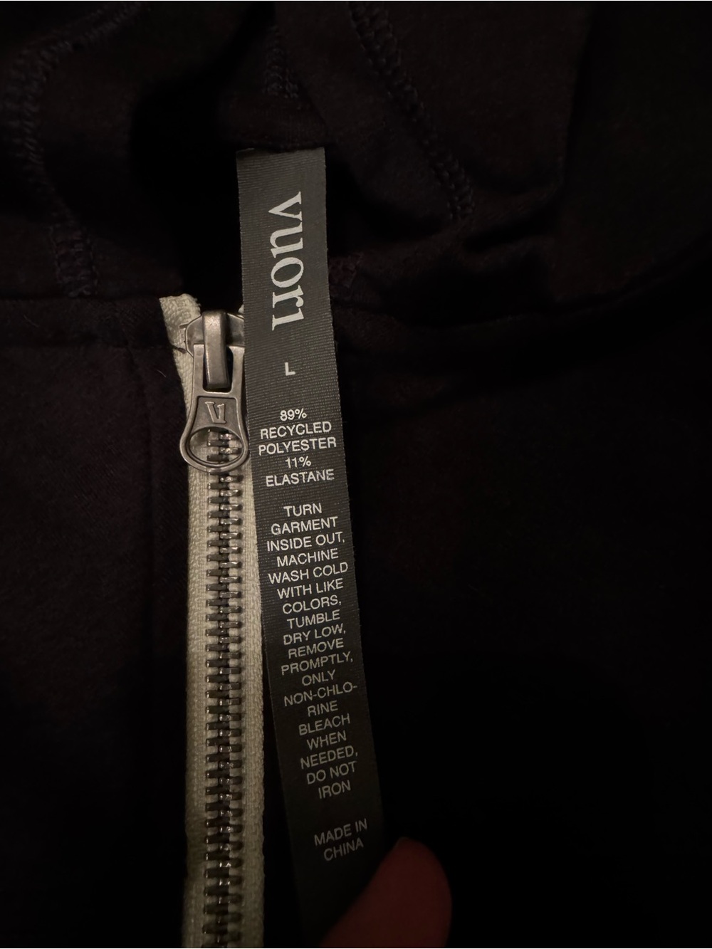 Vuori Black 1/4 zip crop hoodie with matching joggers size L - Picture 4 of 10